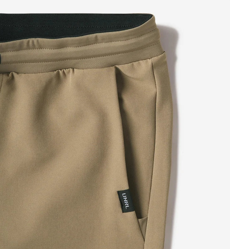 Pantaloni da abito elasticizzati VersaFlex di Jackson